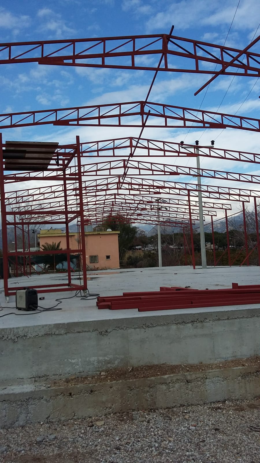 Çelik Konstrüksiyon ve Çelik Çatı